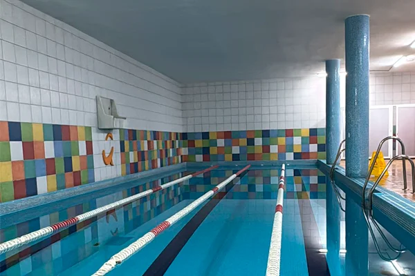 Piscina climatizada en Entrena-T Gimnasio Roquetas de Mar